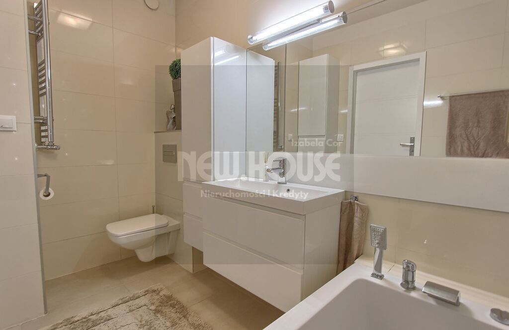 Unikatowe mieszkanie z dużym tarasem Bandurskiego (13)