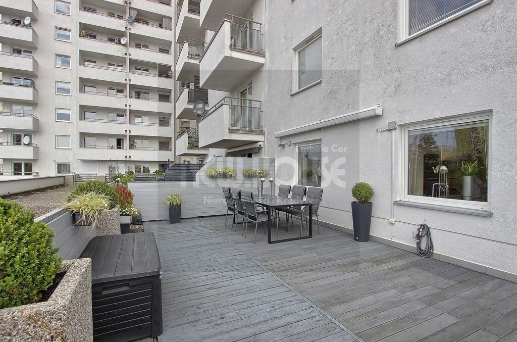 Unikatowe mieszkanie z dużym tarasem Bandurskiego (16)