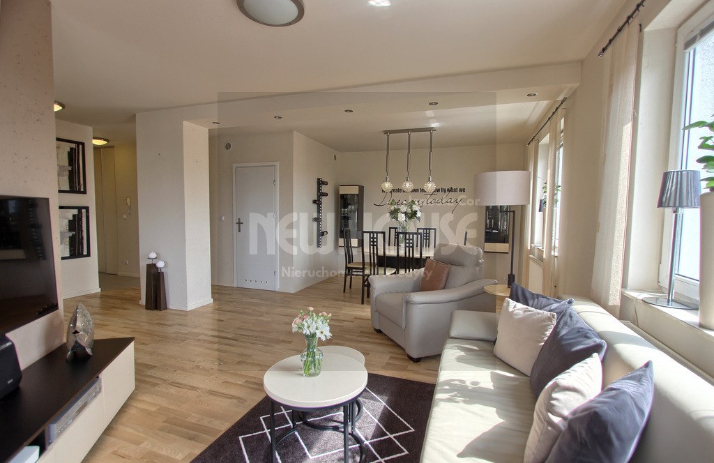 Unikatowe mieszkanie z dużym tarasem Bandurskiego (2)