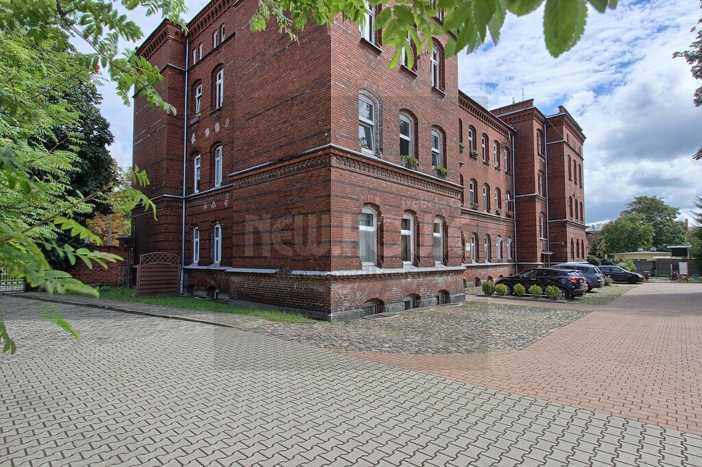 Bajeczne 3 pokoje Nowe Miasto parking w cenie! (26)