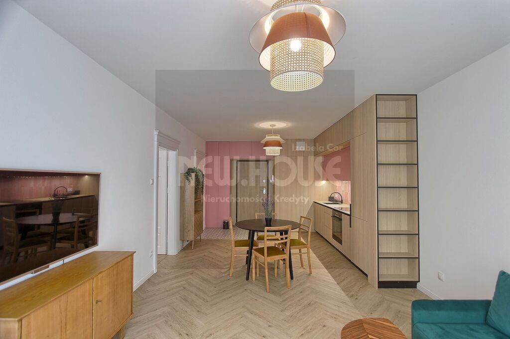 Idealne 2 pokoje z garażem na Starym Mieście (7)