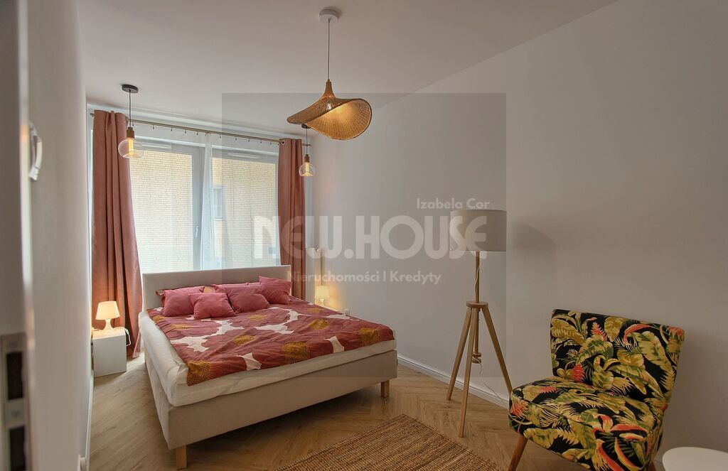 Idealne 2 pokoje z garażem na Starym Mieście (10)