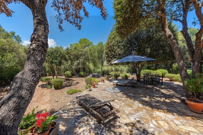 Wakacyjna willa z basenem na Majorce (12)