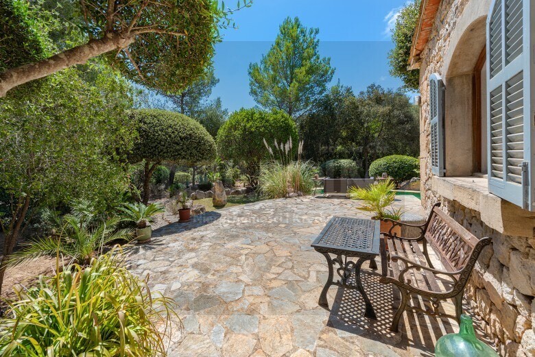 Wakacyjna willa z basenem na Majorce (13)