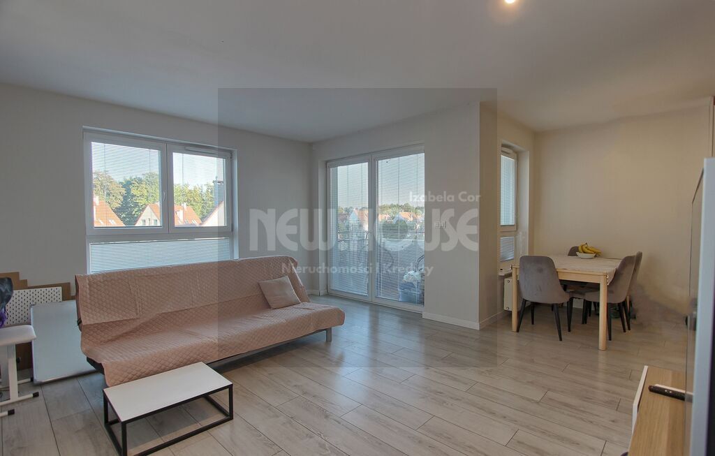 Słoneczne, przestronne mieszkanie z balkonem (3)