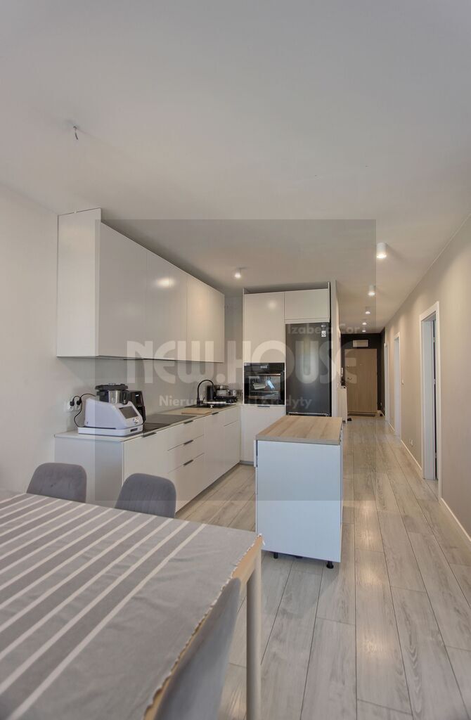 Słoneczne, przestronne mieszkanie z balkonem (5)