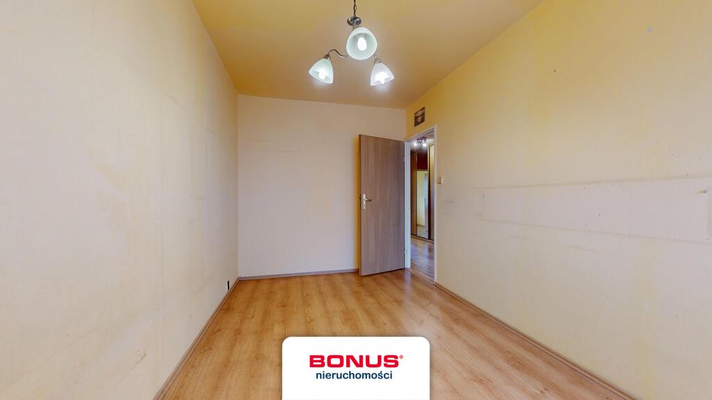 Przestronne 3 pokoje, balkon, piwnica, parking (10)