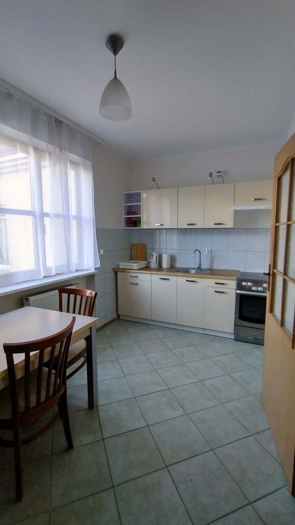 Kawalerka w najlepszej lokalizacji w centrum (4)