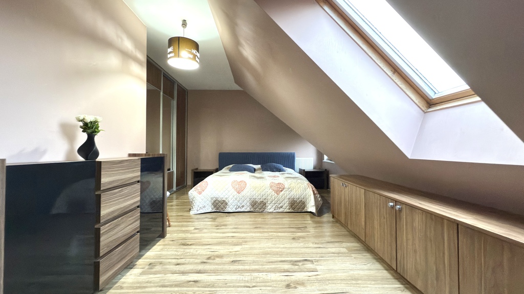 Na sprzedaż 3 pokojowe mieszkanie w Przecławiu (27)