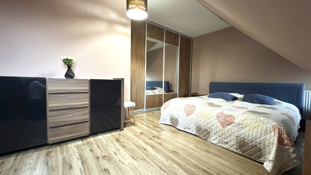 Na sprzedaż 3 pokojowe mieszkanie w Przecławiu (17)