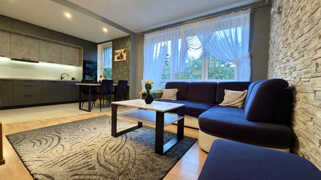 Na sprzedaż 3 pokojowe mieszkanie w Przecławiu (2)