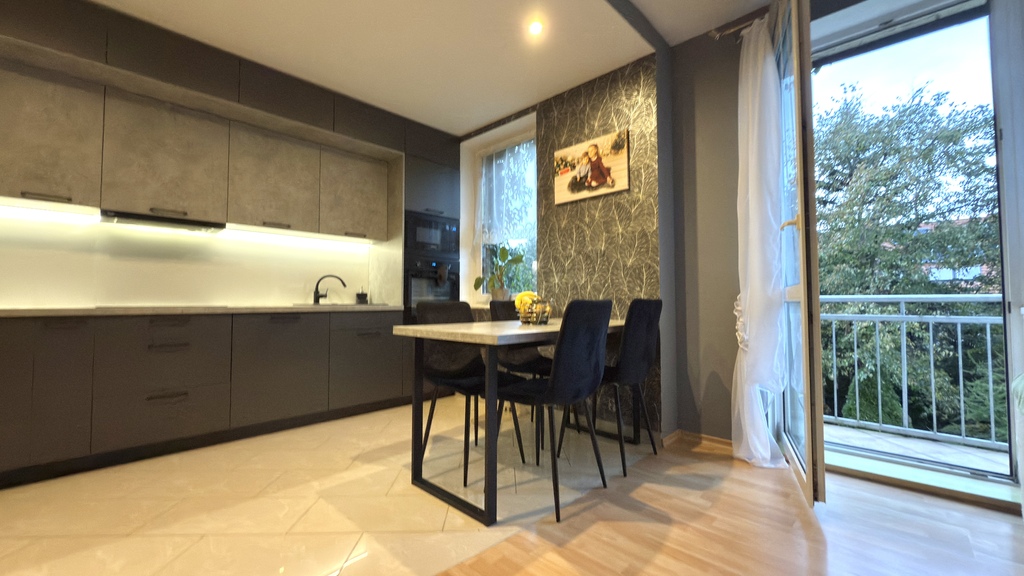 Na sprzedaż 3 pokojowe mieszkanie w Przecławiu (4)