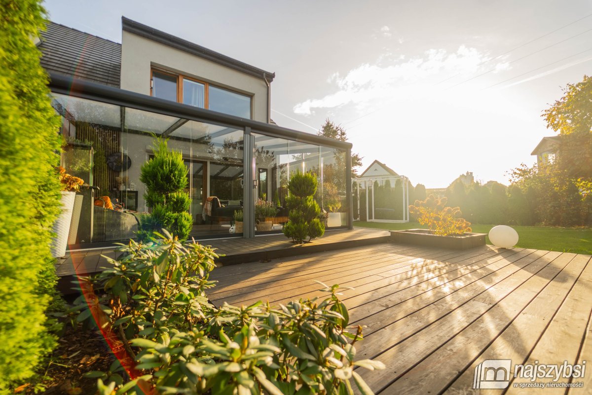 ZIELENIEWO - Morzyczyn - jezioro Miedwie 
 - pół  (14)