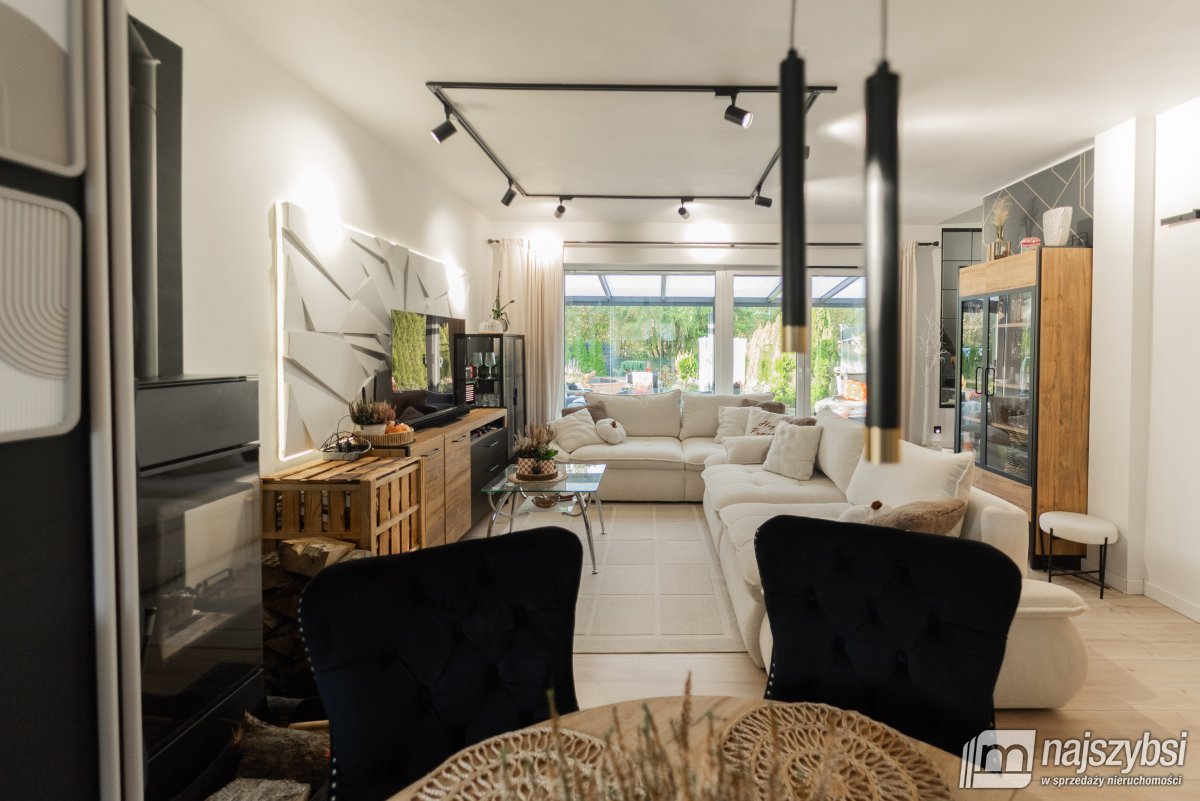 ZIELENIEWO - Morzyczyn - jezioro Miedwie 
 - pół  (20)