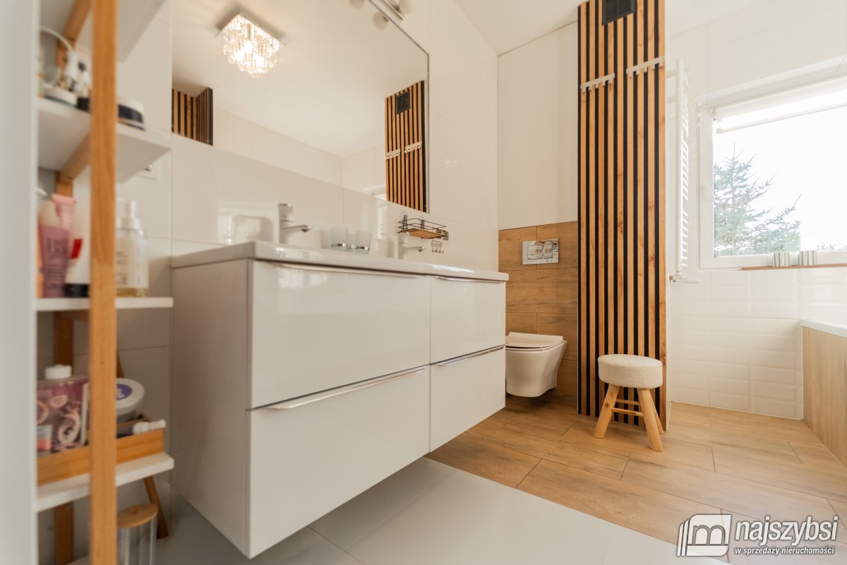 ZIELENIEWO - Morzyczyn - jezioro Miedwie 
 - pół  (32)