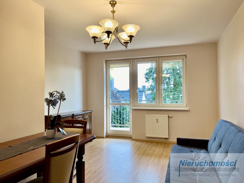 Kawalerka z balkonem (2)