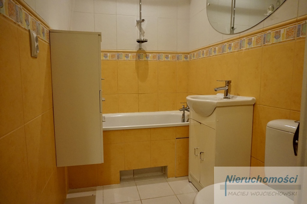 Przytulna kawalerka (8)