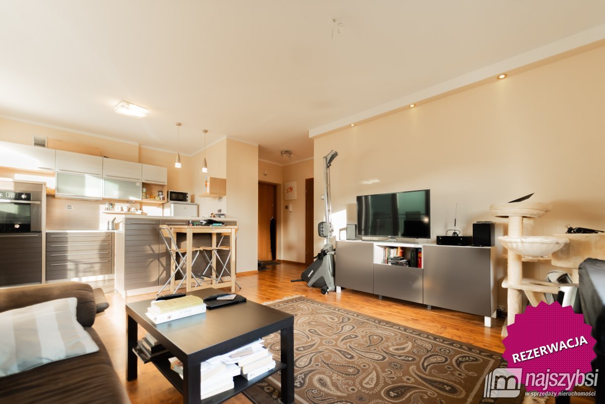 Stargard - osiedle Pyrzyckie, dwa pokoje (1)