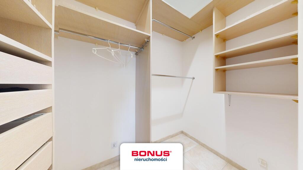 Atrakcyjny apartament z parkingiem w Świnoujściu. (11)