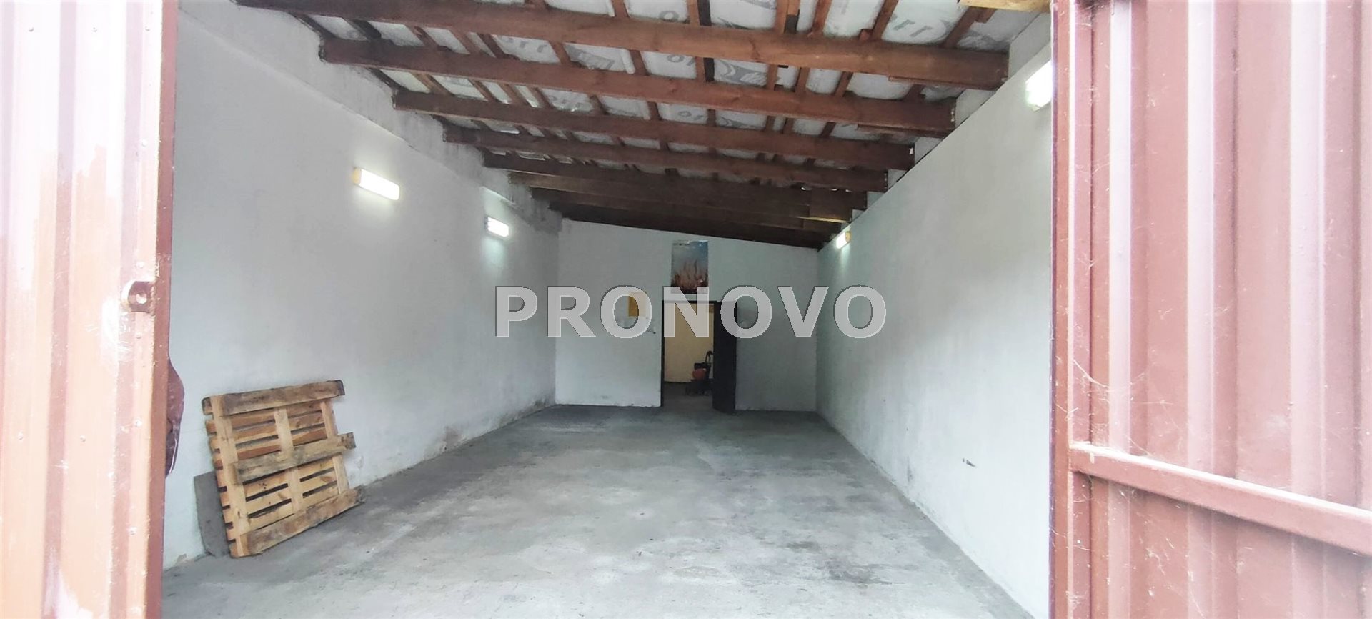 Nieruchomość usługowo-mieszkalna w Pełczycach (13)