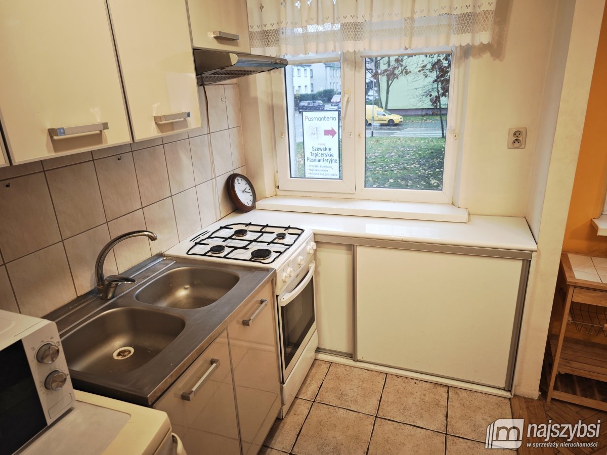 NA SPRZEDAŻ-KAWALERKA BLISKO CENTRUM MIASTA (5)