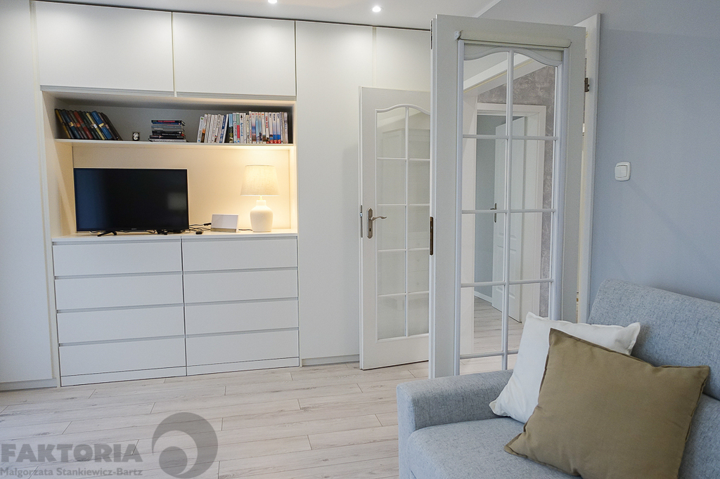 Os. Słoneczne 4 pokoje, I p./IVp. balkon (28)