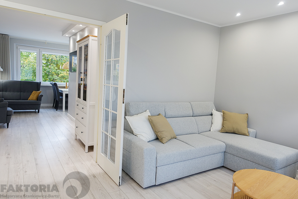 Os. Słoneczne 4 pokoje, I p./IVp. balkon (3)