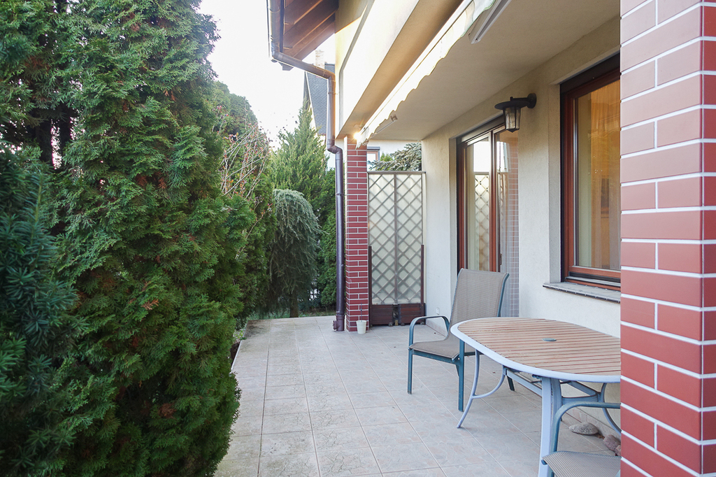 Gumieńce dom wolno stojący z 2000 r. 1,75 mln (22)