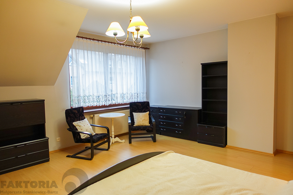 Gumieńce dom wolno stojący z 2000 r. 1,75 mln (7)