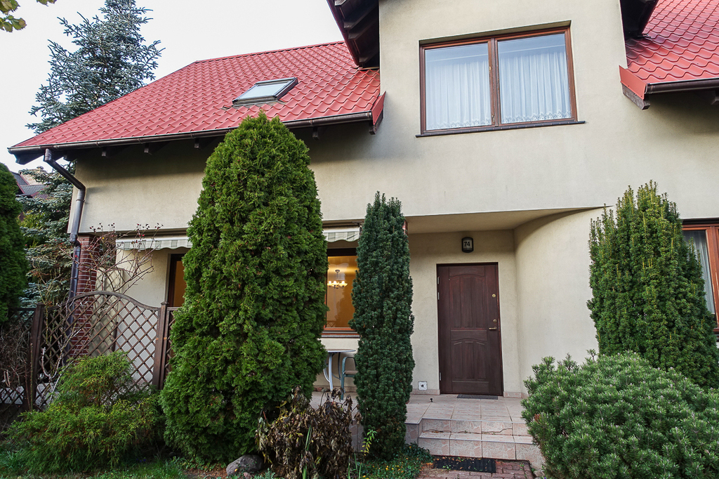 Gumieńce dom wolno stojący z 2000 r. 1,75 mln (4)