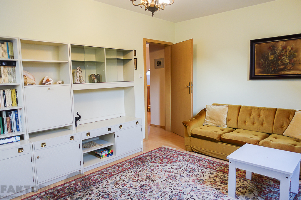 Gumieńce dom wolno stojący z 2000 r. 1,75 mln (10)