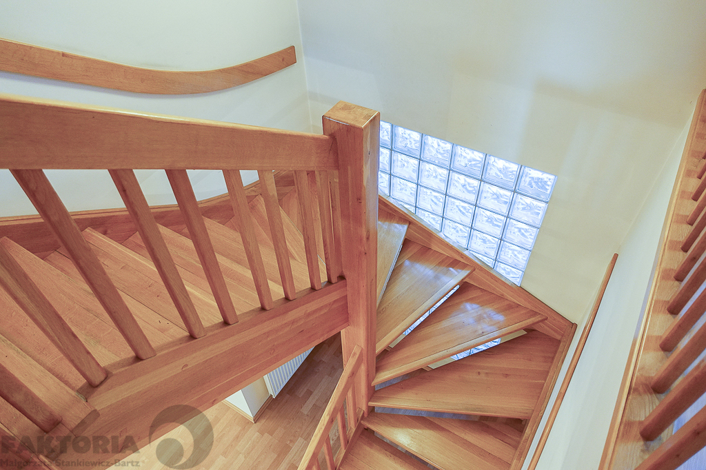 Gumieńce dom wolno stojący z 2000 r. 1,75 mln (18)