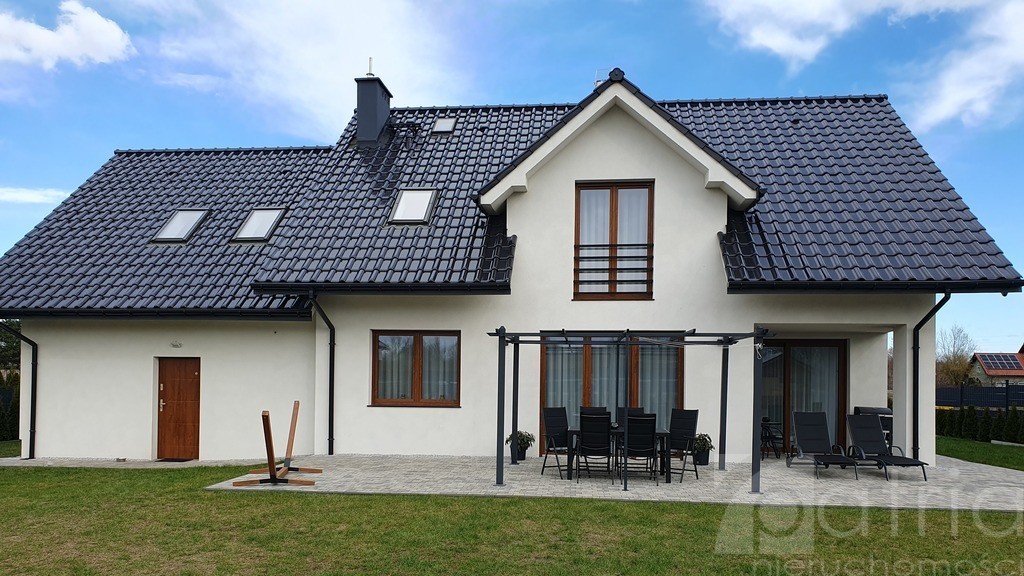 Wykończony dom wolnostojący w Dobrej (3)