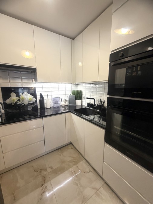 MIESZKANIE 3 POKOJOWE PO REMONCIE (2)