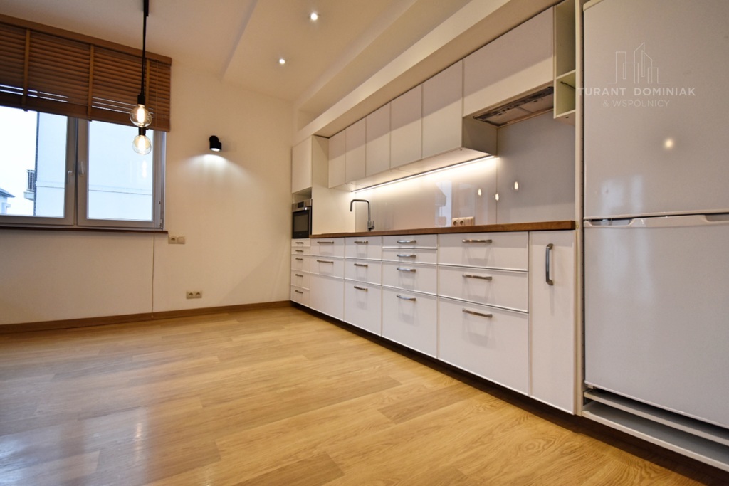 2 pokoje z balkonem i garażem - os. Pyrzyckie (4)