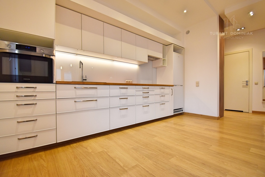 2 pokoje z balkonem i garażem - os. Pyrzyckie (3)