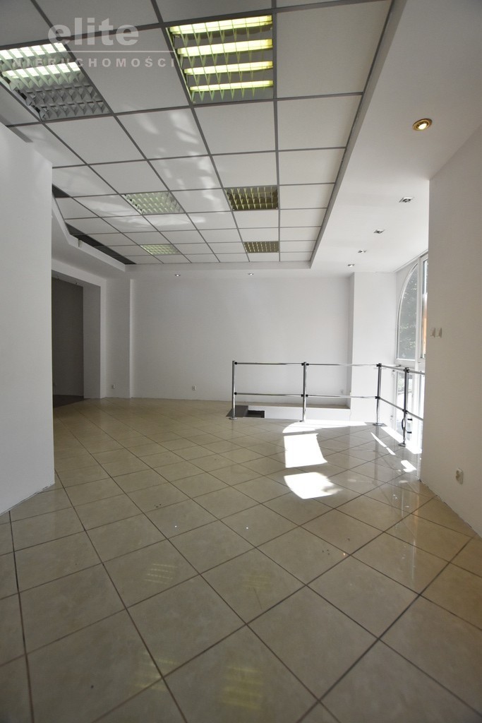 Ścisłe Centrum lokal do wynajęcia 90m2 (2)