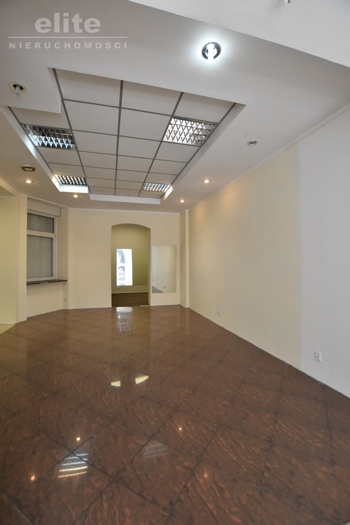 Ścisłe Centrum lokal do wynajęcia 90m2 (5)