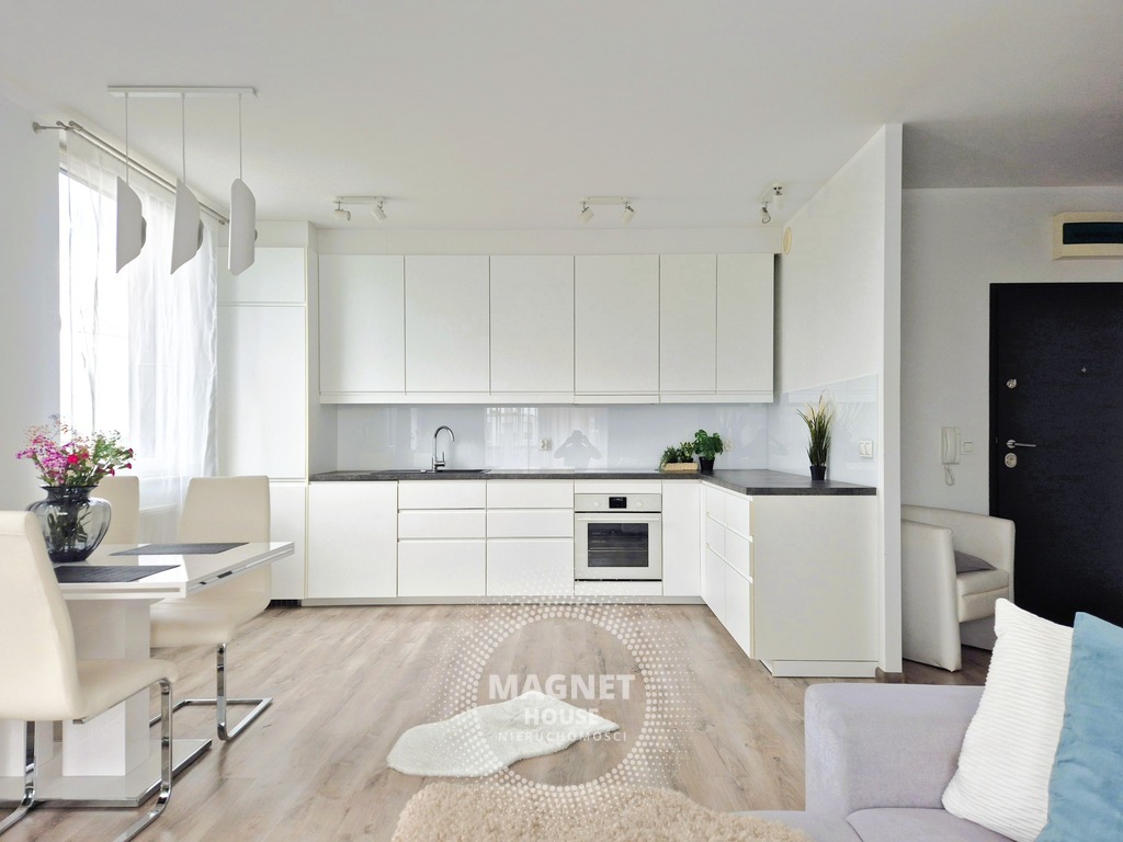 3 pokoje | Nowa Cukrownia| balkon, komórka i garaż (7)