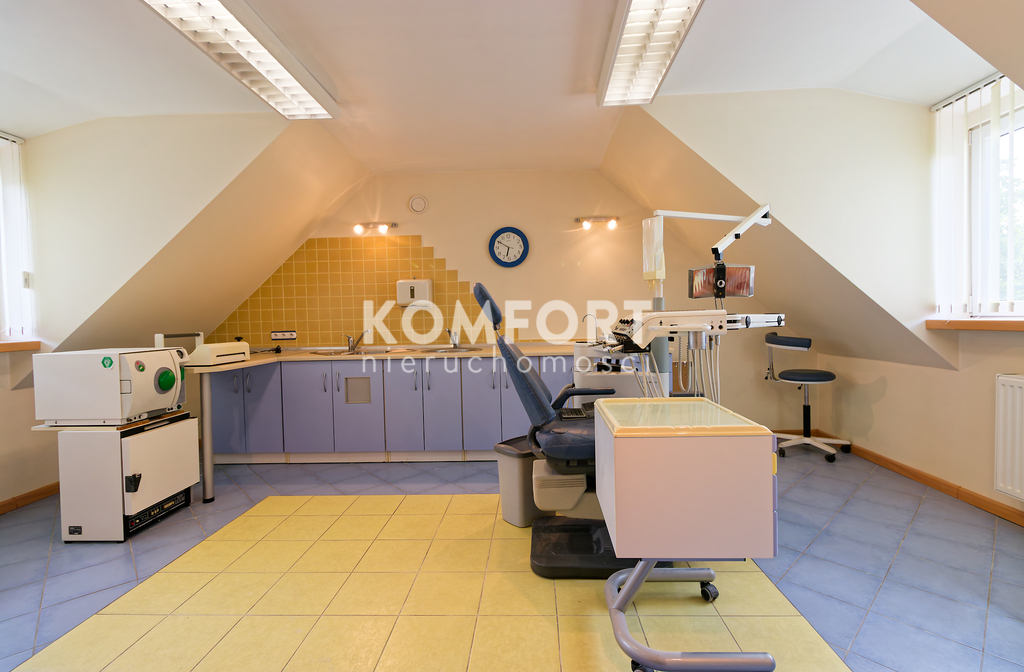 Gabinet Stomatologiczny 3 stanowiskowy. (16)