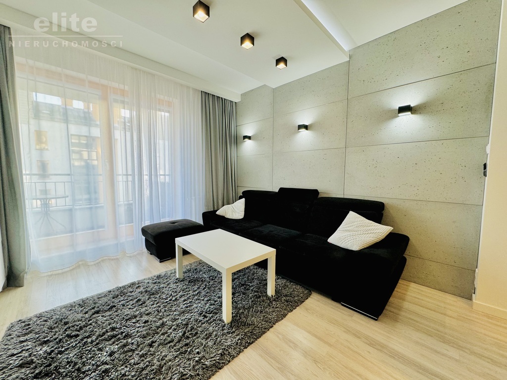 Centrum, 2 pokoje, winda, m.postojowe (3)