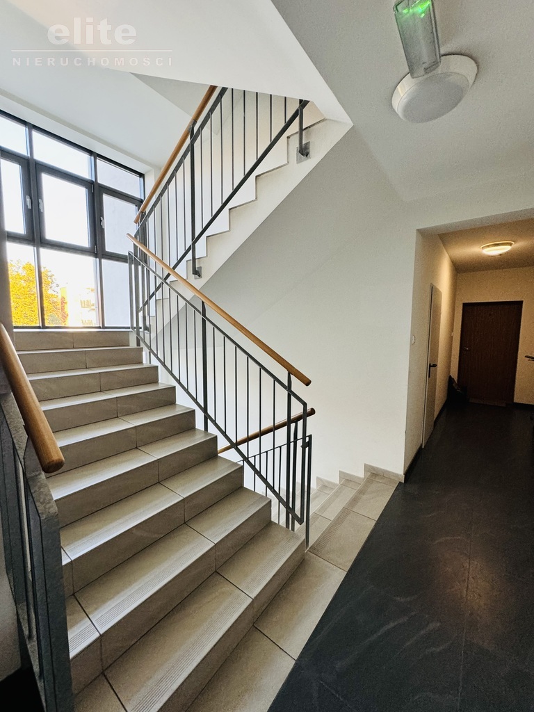 Centrum, 2 pokoje, winda, m.postojowe (16)