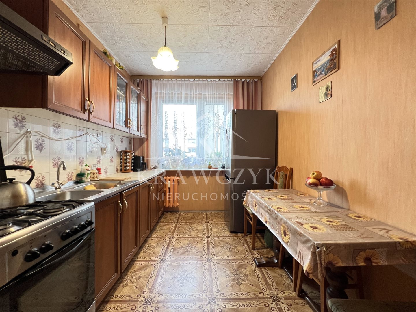 Spółdzielcze własnościowe, rozkładowe, z balkonem. (3)