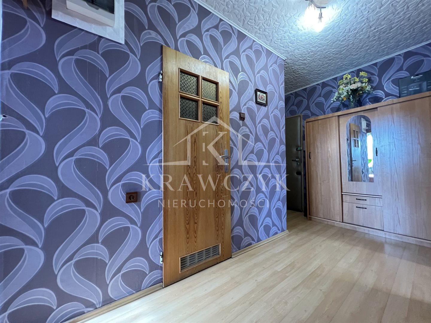 Spółdzielcze własnościowe, rozkładowe, z balkonem. (5)