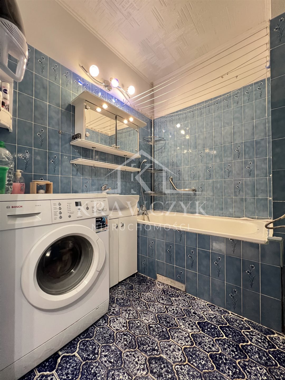 Spółdzielcze własnościowe, rozkładowe, z balkonem. (7)