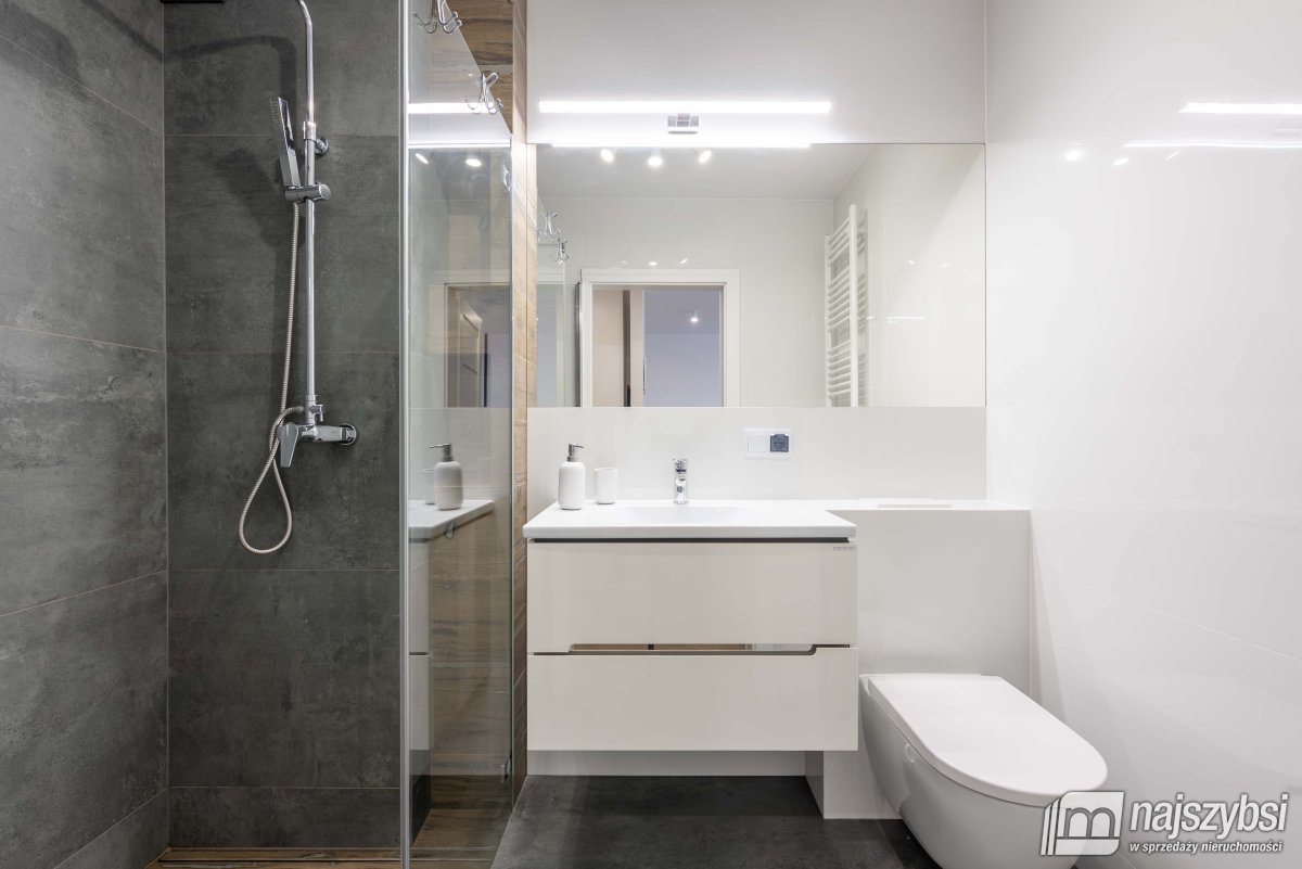 Kołobrzeg-apartament blisko morza (10)