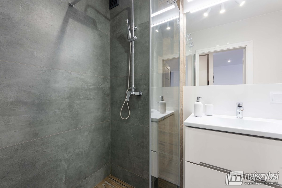 Kołobrzeg-apartament blisko morza (12)