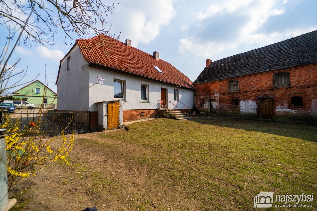 Rożnowo Nowogardzkie-dom wolnostojący, gaz z sieci (2)