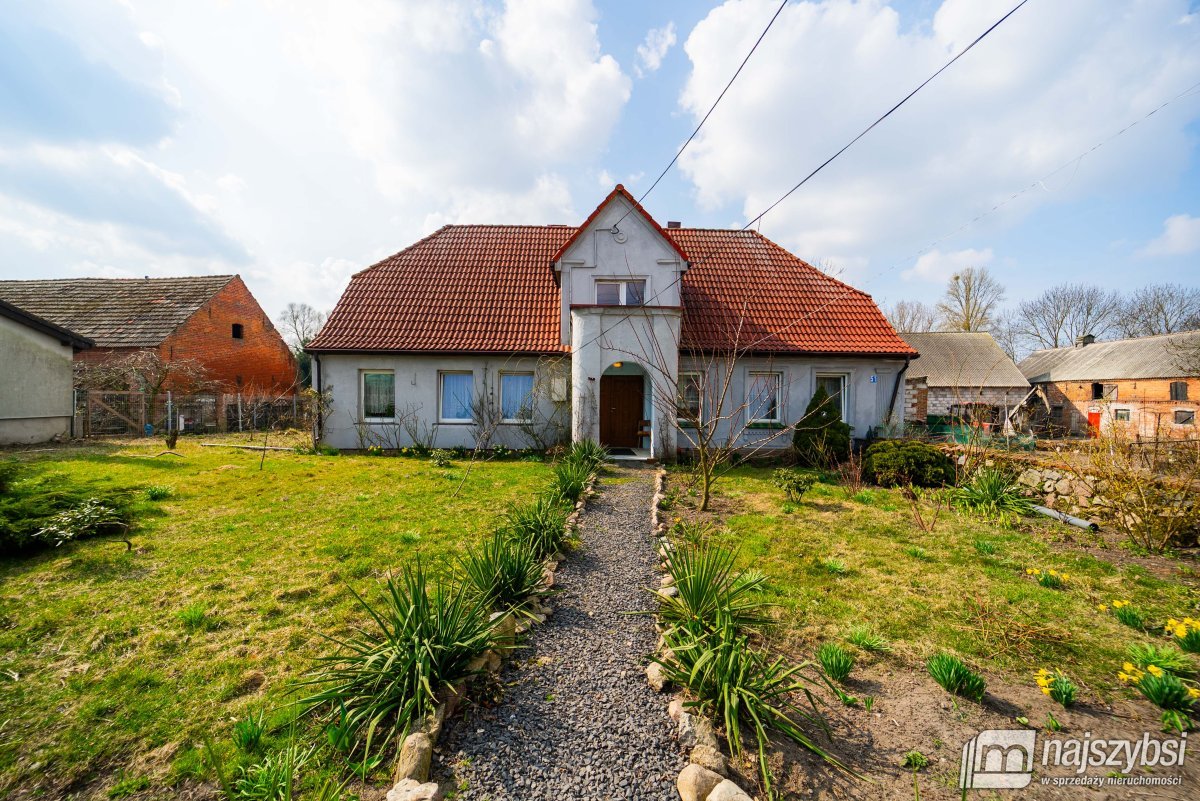 Rożnowo Nowogardzkie-dom wolnostojący, gaz z sieci (20)