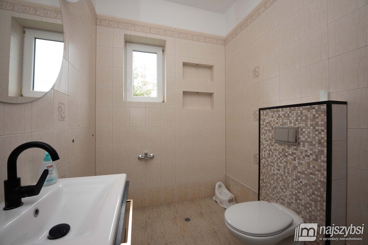 MIELNO-PENSJONAT Z POTENCIAŁEM  (10)